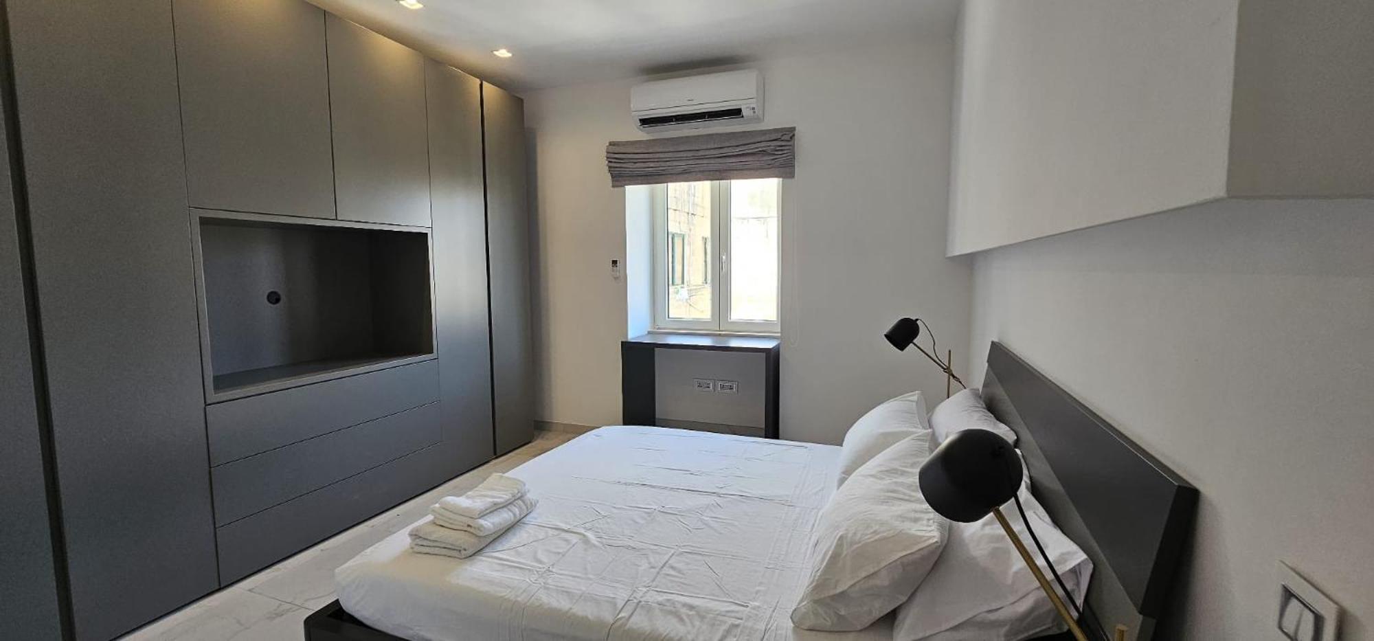 Modern Elegance Valletta Apartment Exterior photo